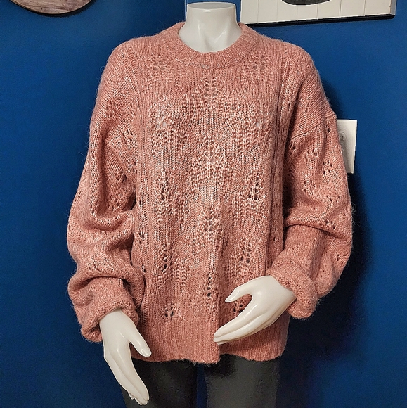 Joie Revolve Lihui Wool Alpaca Sweater in Tulip - Picture 4 of 8